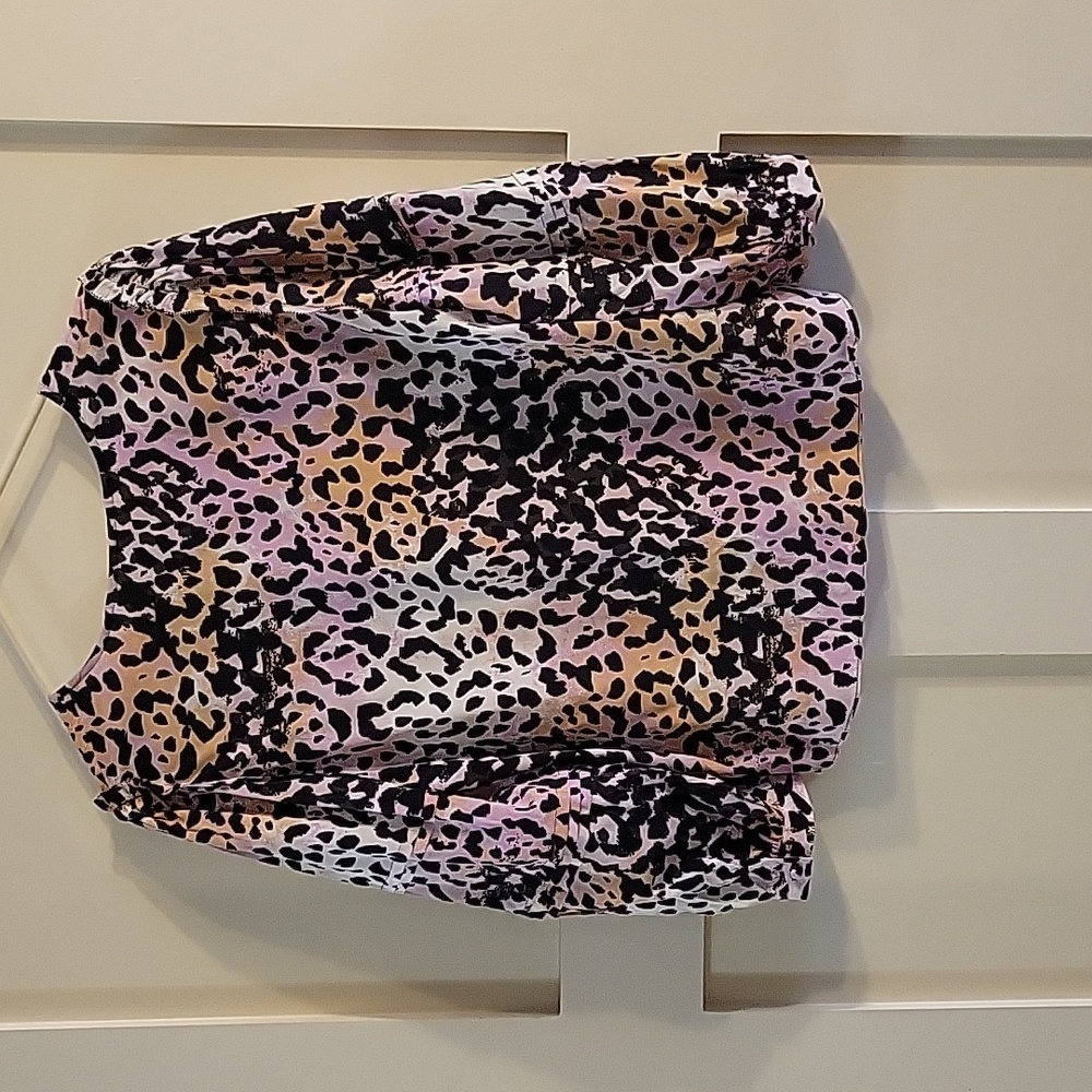 Colorful Animal Print Blouse - Picture 6 of 7
